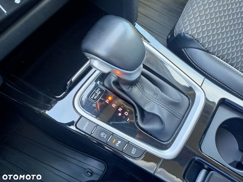 Kia Ceed 1.5 T-GDI Business Line DCT - 6