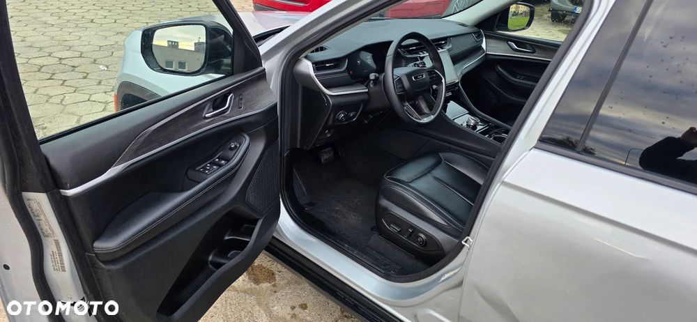 Jeep Grand Cherokee - 7