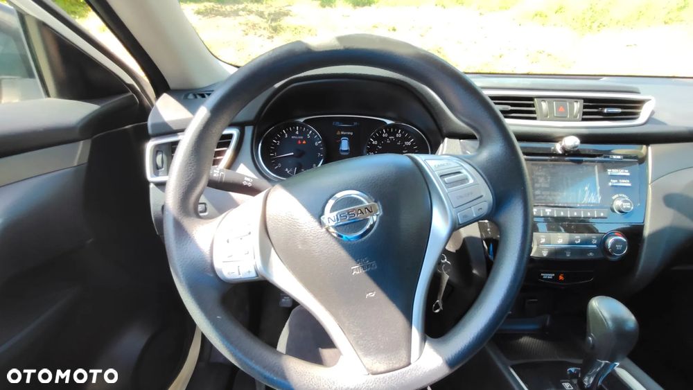 Nissan Rogue - 12