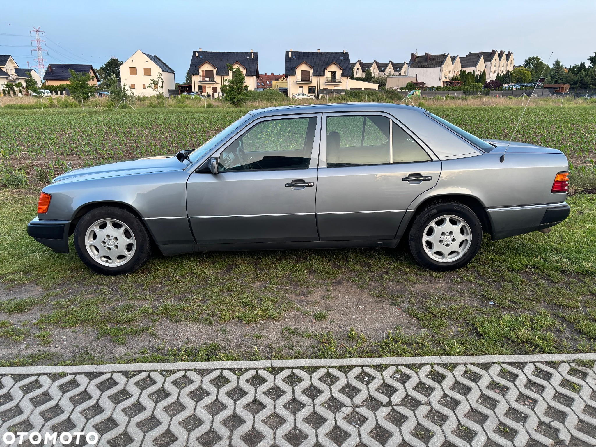 Mercedes-Benz W124 (1984-1993) - 8