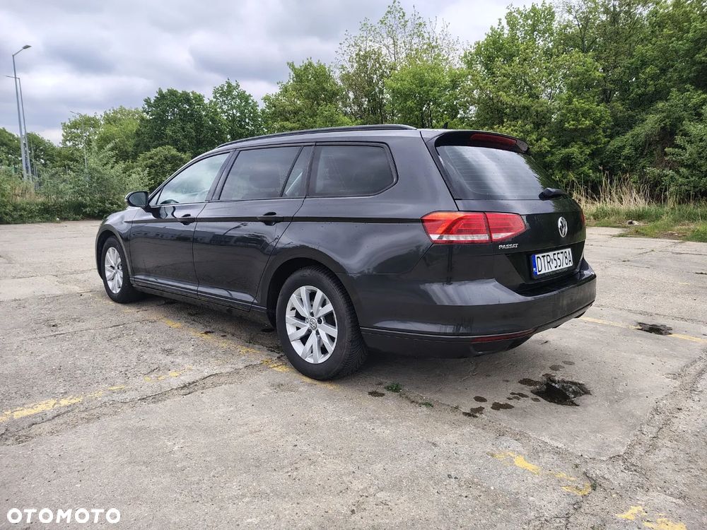 Volkswagen Passat 2.0 TDI BMT City - 14