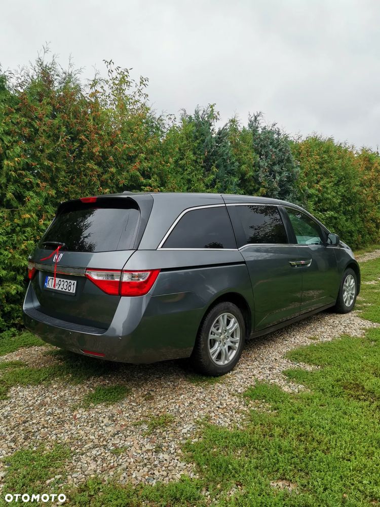 Honda Odyssey 3.5 LX - 17