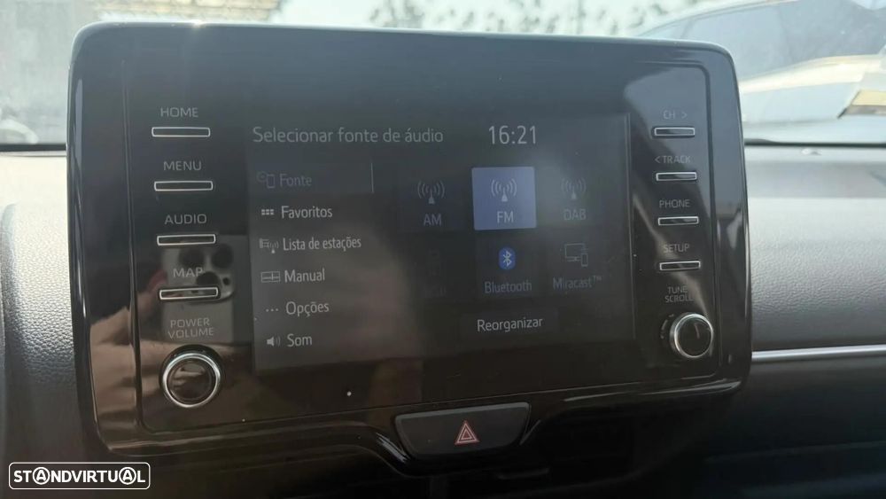 Toyota Yaris 1.5 HDF Comfort Plus - 18