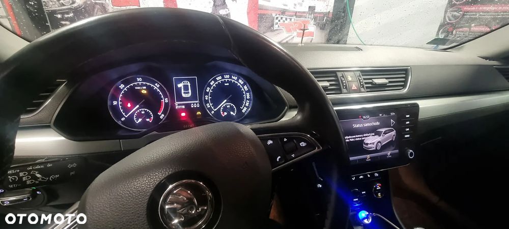 Skoda Superb 2.0 TDI Style - 13