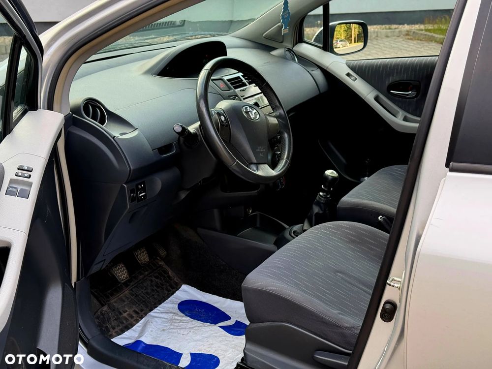 Toyota Yaris 1.4 D-4D Edition - 12