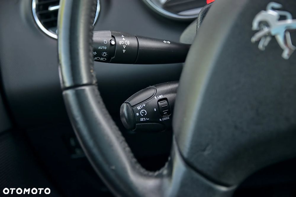 Peugeot 308 HDi FAP 110 Premium - 38