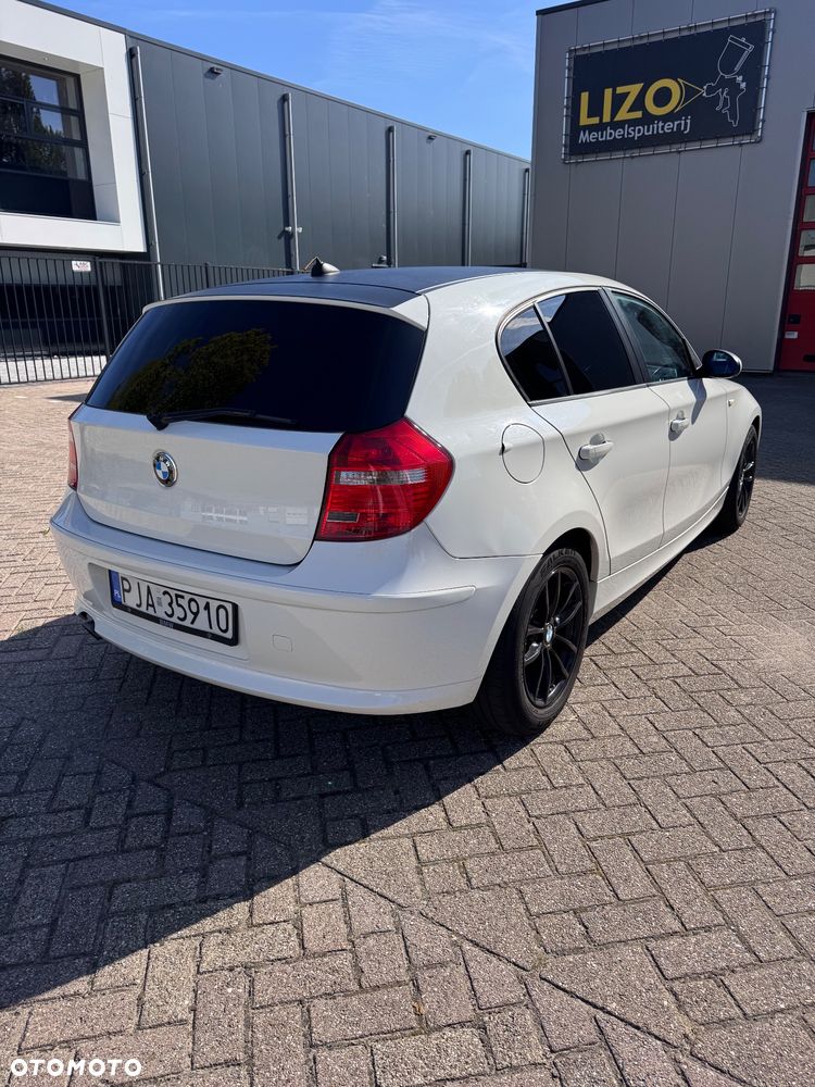 BMW Seria 1 116i - 13