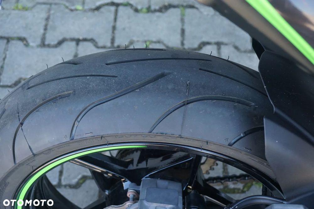 Kawasaki Ninja - 8