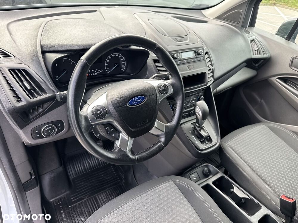 Ford Transit Connect - 16