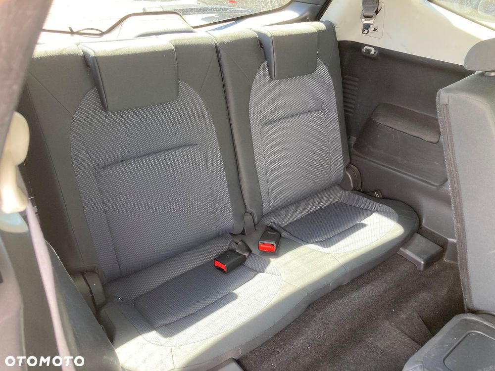 Nissan Qashqai+2 2.0 Acenta - 13