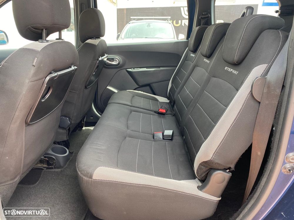 Dacia Lodgy 1.5 Blue dCi Stepway 7L - 16