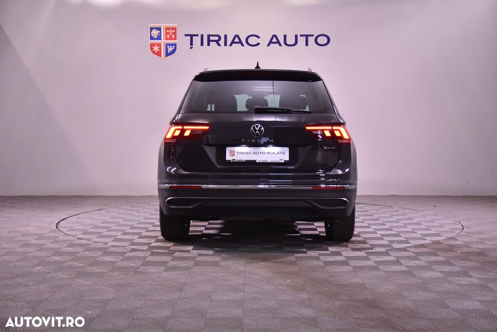 Volkswagen Tiguan - 5