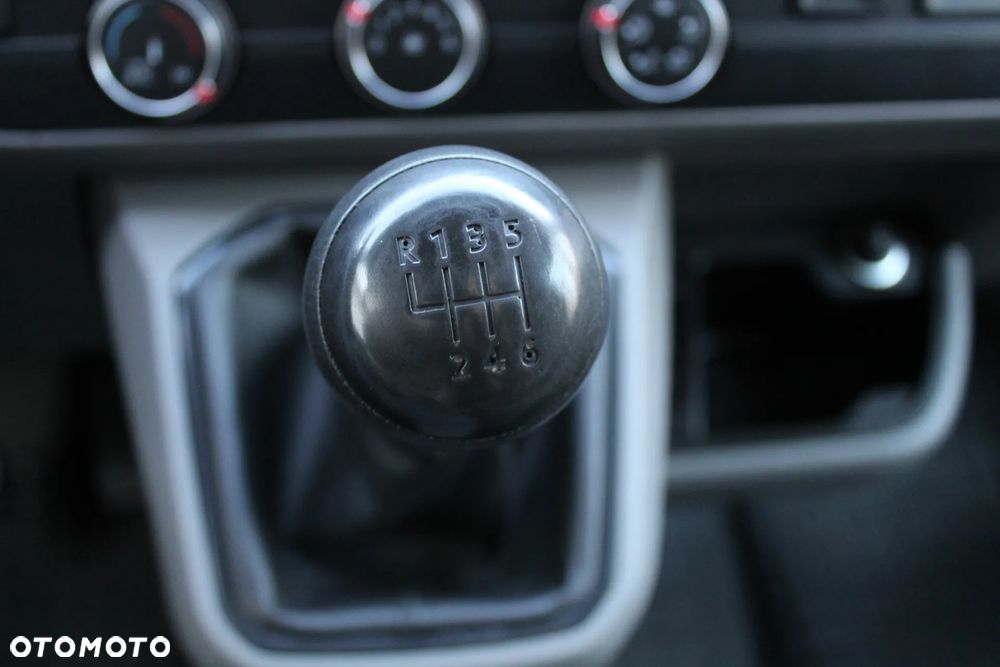 Volkswagen Transporter T6.1 Long 2.0 TDI 150 KM Salon PL - 34