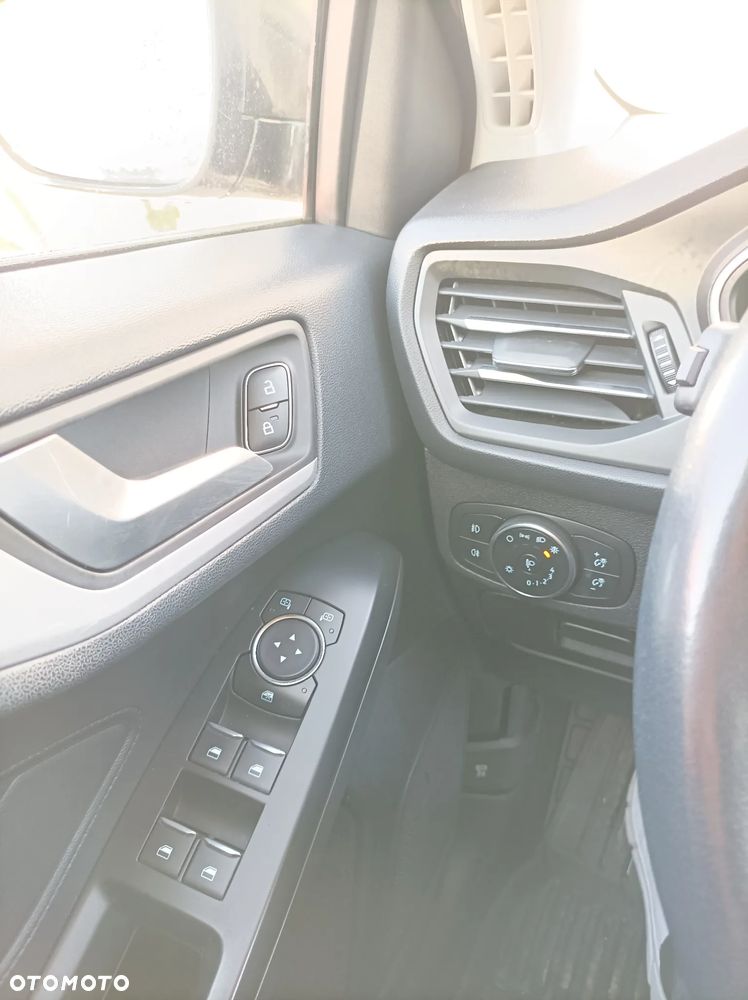 Ford Focus 1.0 EcoBoost Active - 3