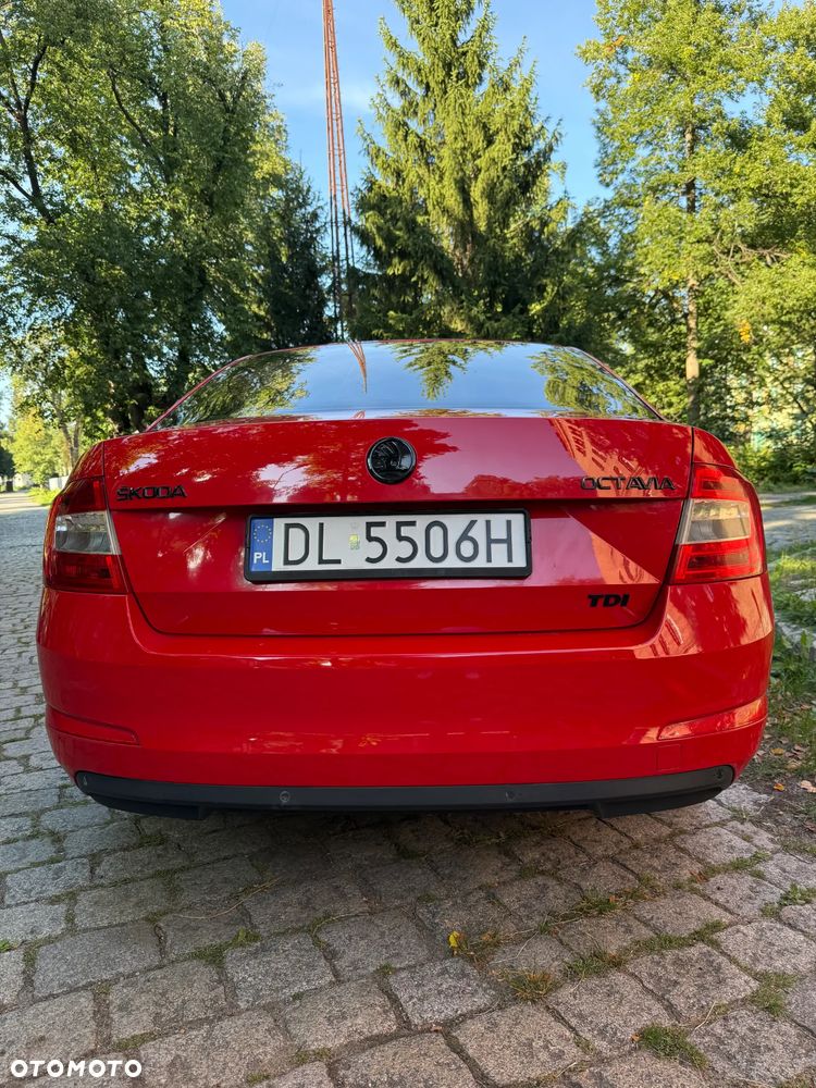 Skoda Octavia 1.6 TDI DPF Ambition - 13