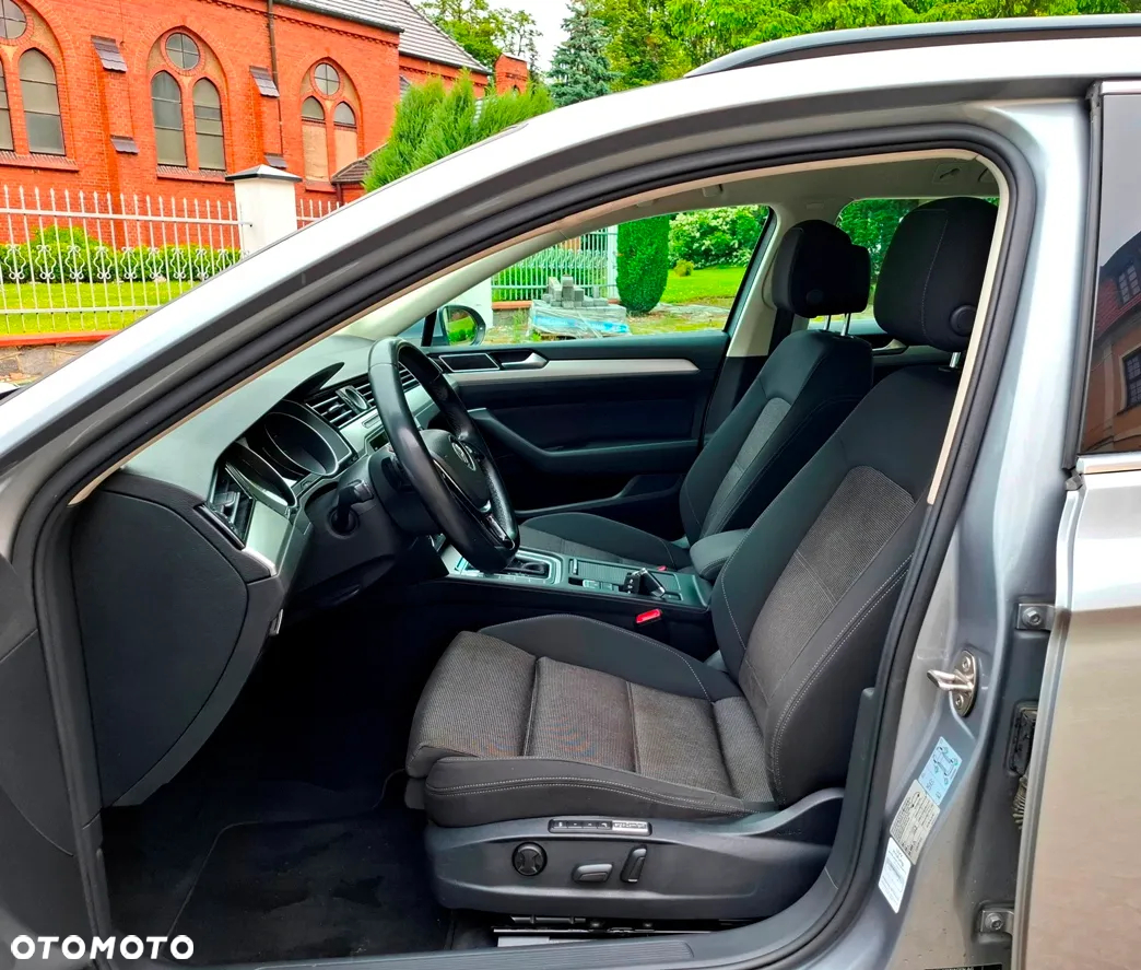 Volkswagen Passat 2.0 TDI BMT SCR Trendline DSG7 - 15