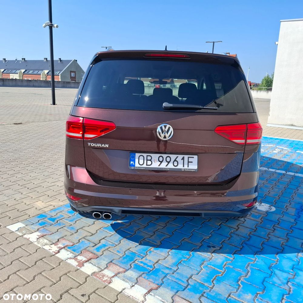Volkswagen Touran - 5
