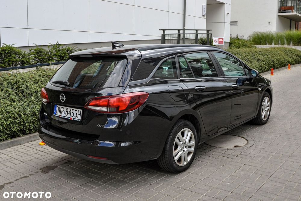 Opel Astra - 4