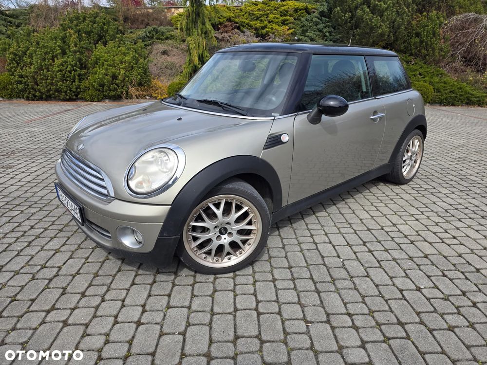 MINI Cooper - 1