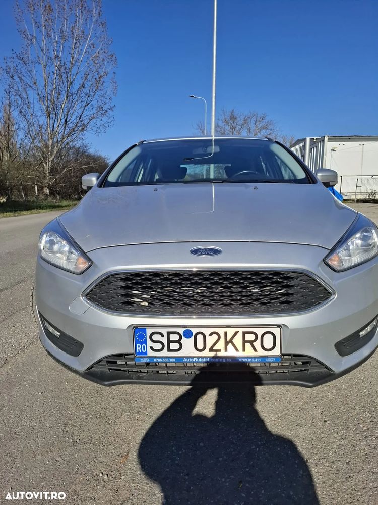 Ford Focus - 1
