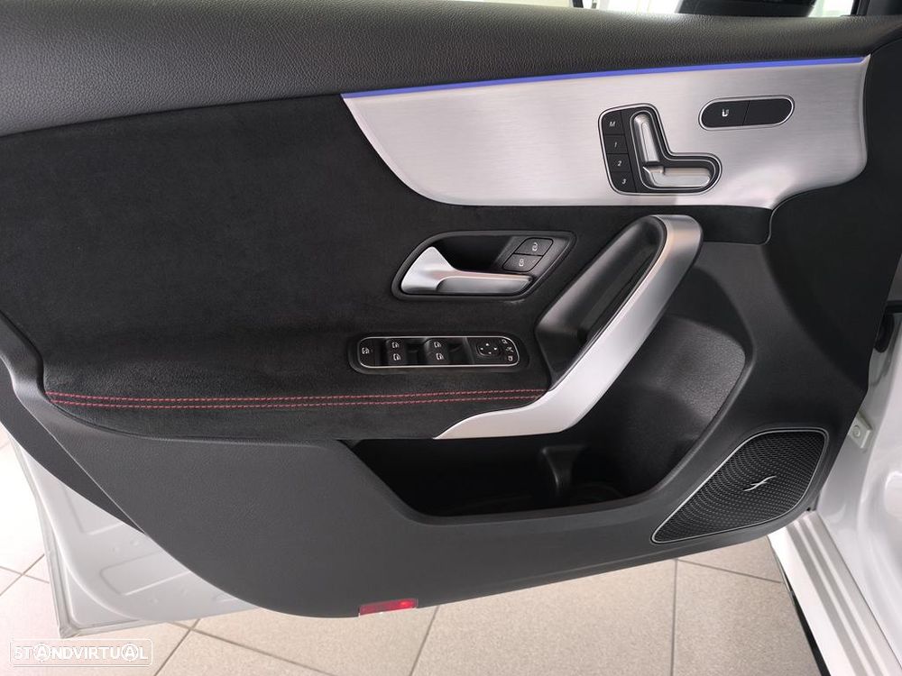 Mercedes-Benz A 180 d AMG Line Aut. - 12
