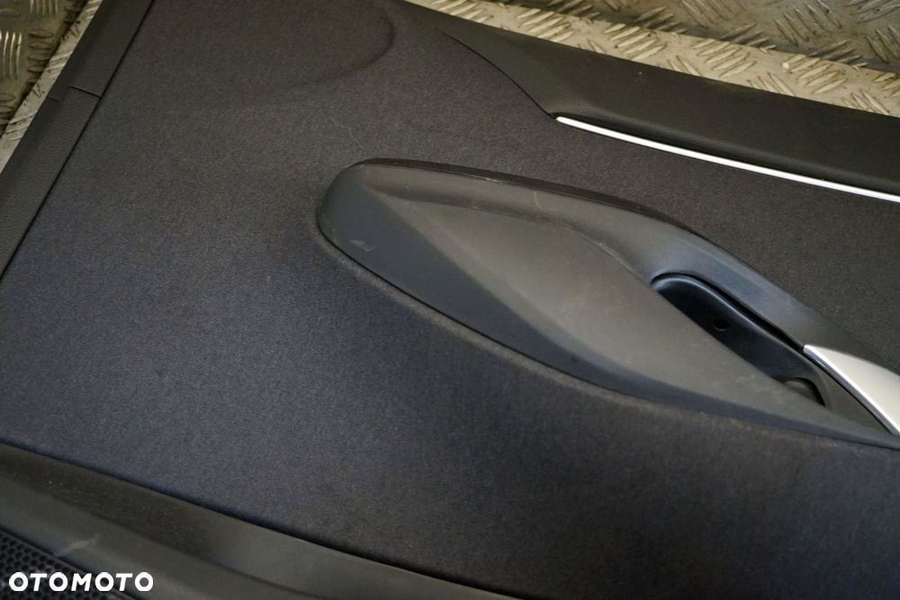 BOCZEK TAPICERKA DRZWI PRAWY PRZÓD YARIS CROSS 67610-0DP20-C3 TOYOTA 2020- - 6