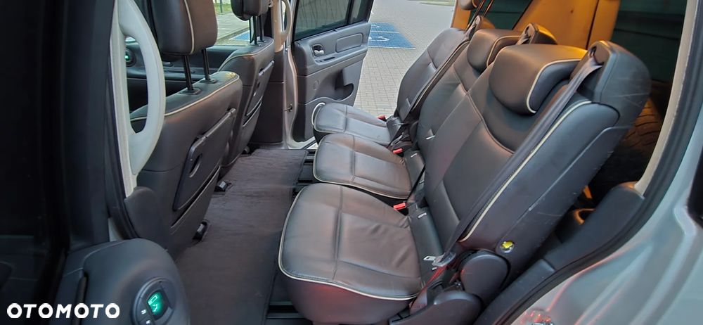 Renault Espace 2.0 dCi Initiale - 10