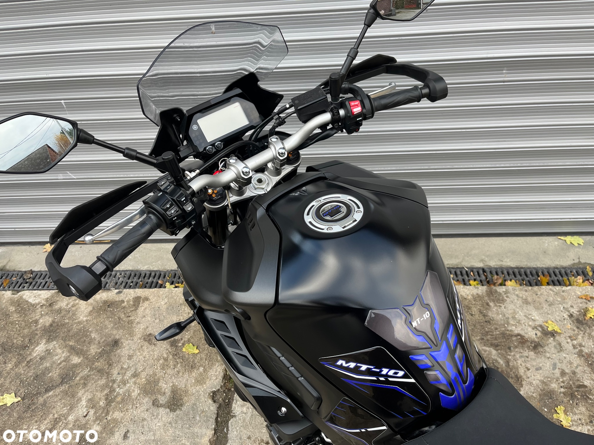 Yamaha MT - 40