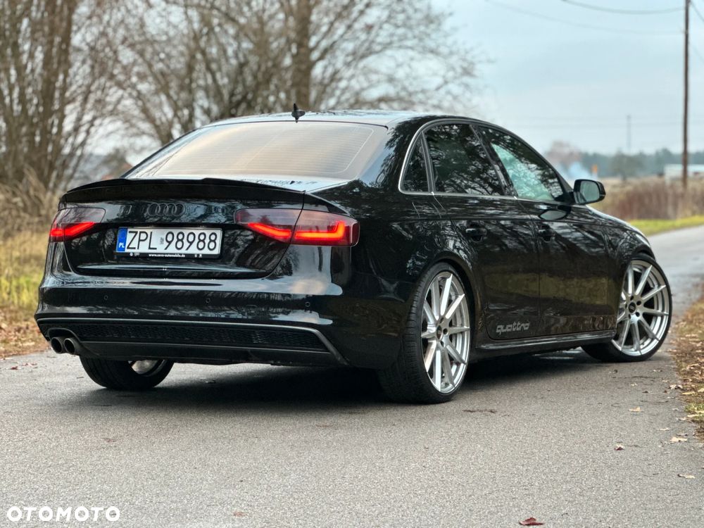 Audi A4 Limousine - 14