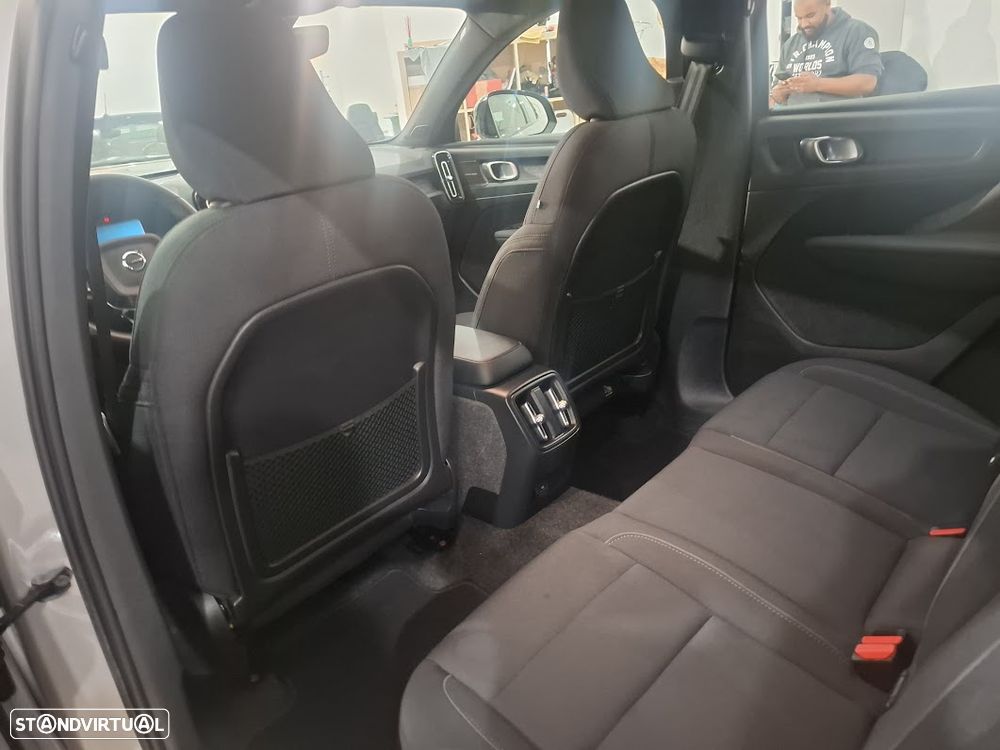 Volvo C40 Recharge 82 kWh Single M. Extended Range RWD Ultimate - 25