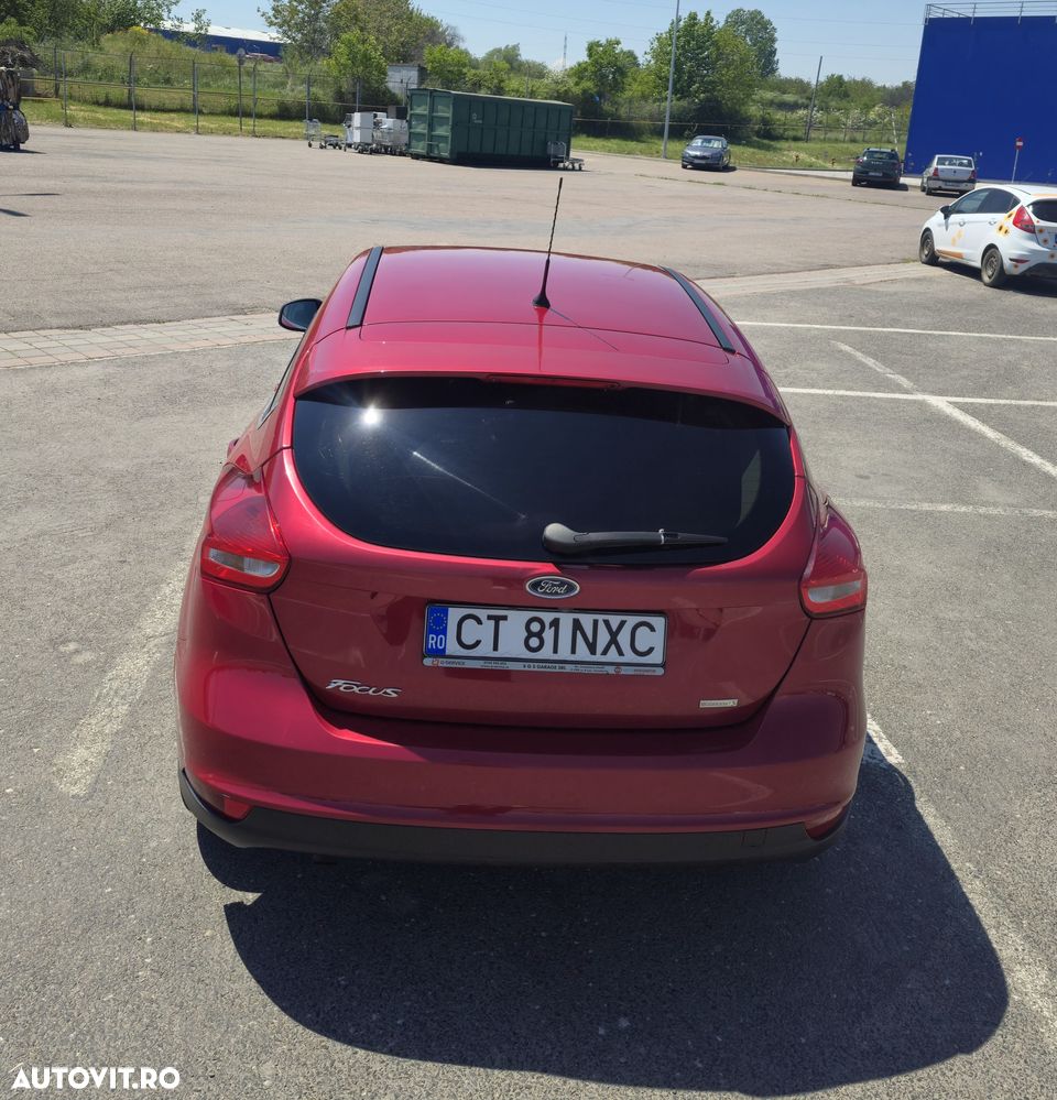 Ford Focus 1.5 EcoBoost Titanium - 16
