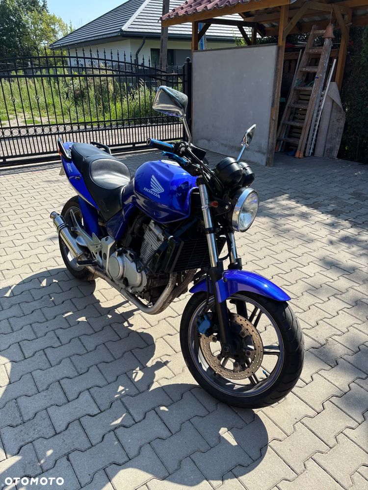 Honda CBF - 1