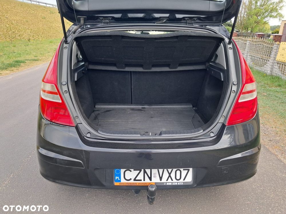 Hyundai i30 1.4 Classic - 11