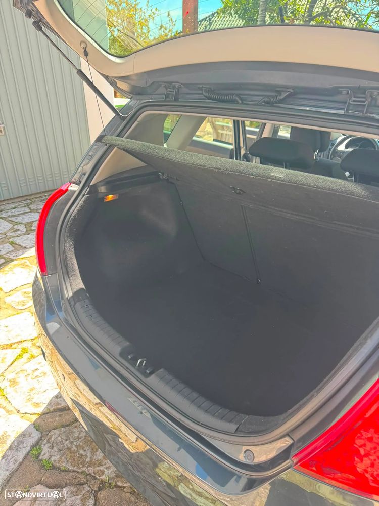 Kia Ceed 1.6 CRDi EX - 13