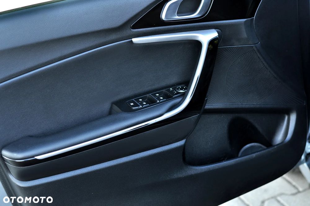 Kia ProCeed 1.4 T-GDI GT Line - 21