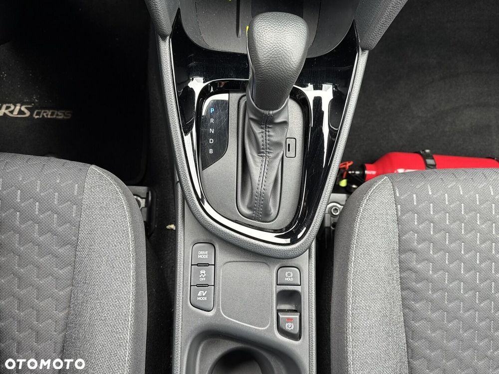 Toyota Yaris Cross Hybrid 1.5 Style - 29