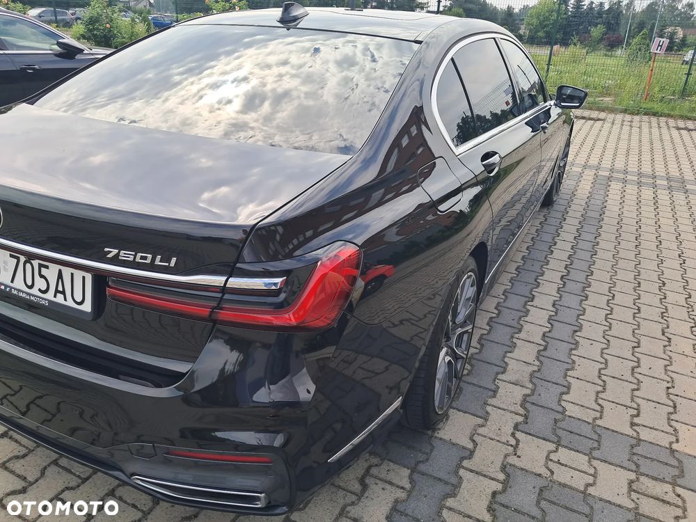 BMW Seria 7 750Li xDrive - 7