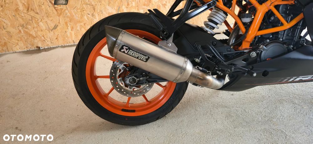 KTM RC 125 - 8