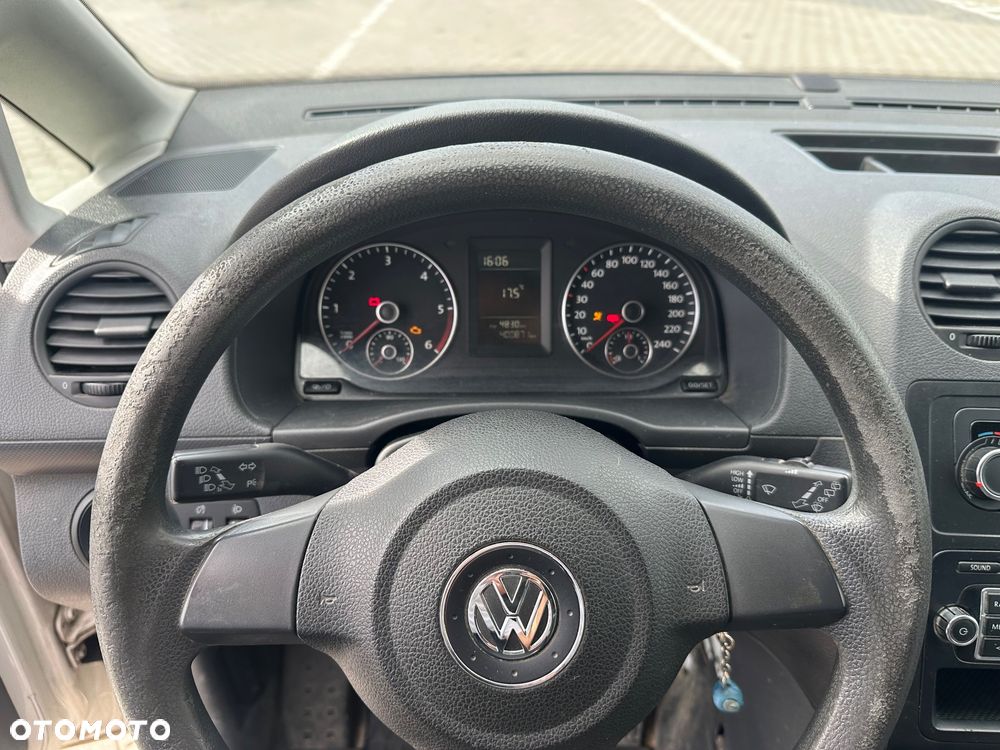 Volkswagen Caddy Maxi - 17