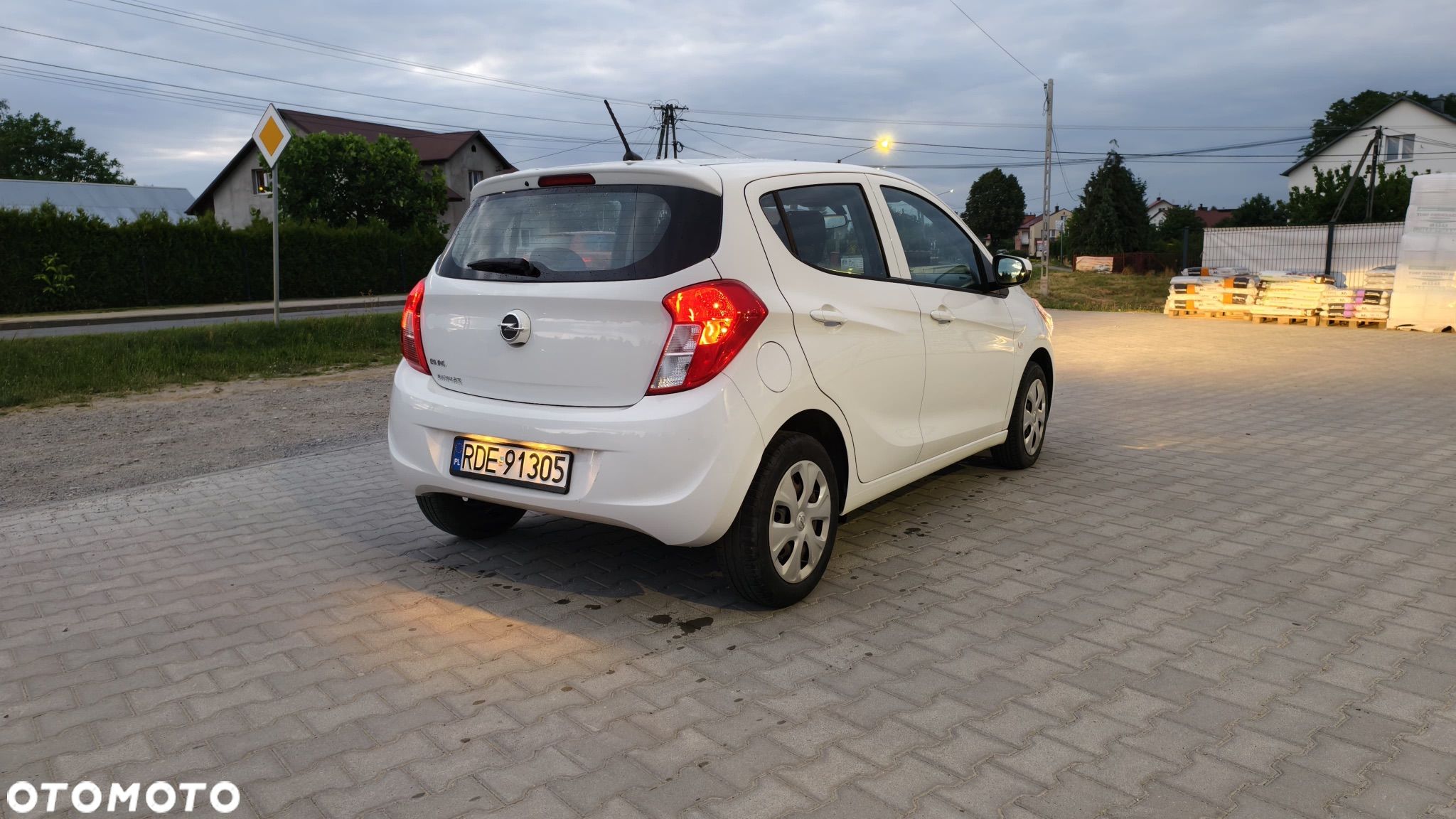 Opel Karl 1.0 Active - 1