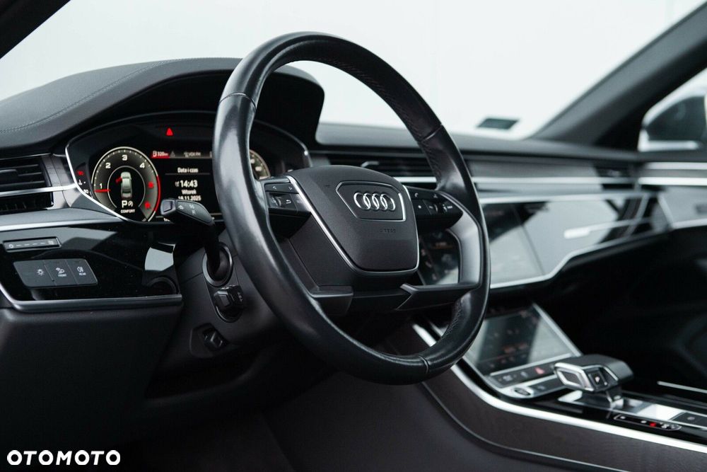 Audi A8 - 19