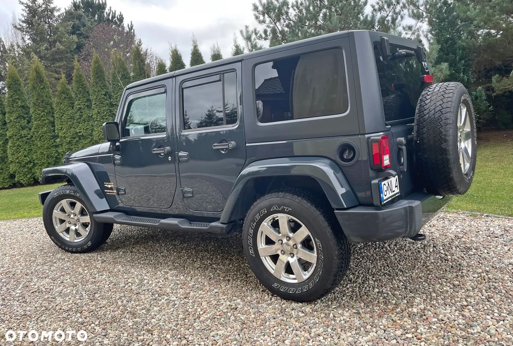 Jeep Wrangler 3.6 Unlim Sahara - 9