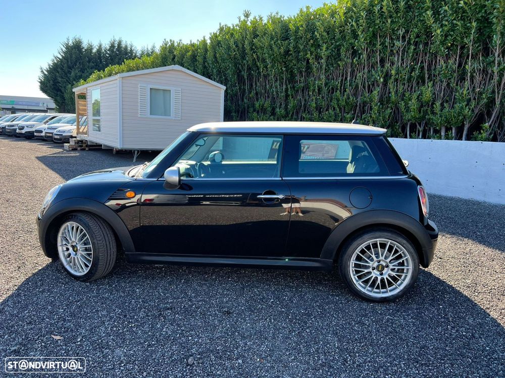 MINI 3 Portas One D - 12