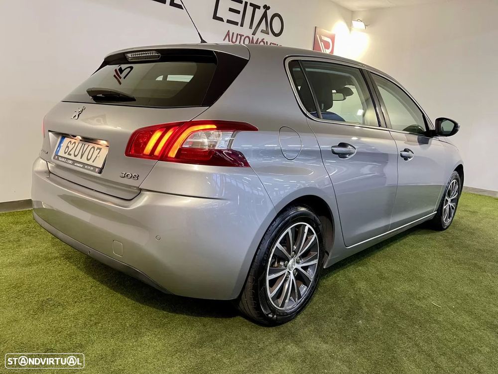 Peugeot 308 1.6 e-HDi Active - 8