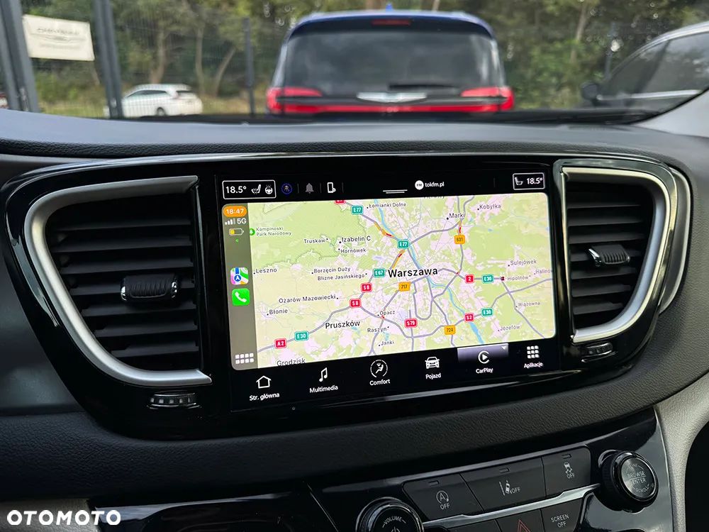 Chrysler Pacifica - 33