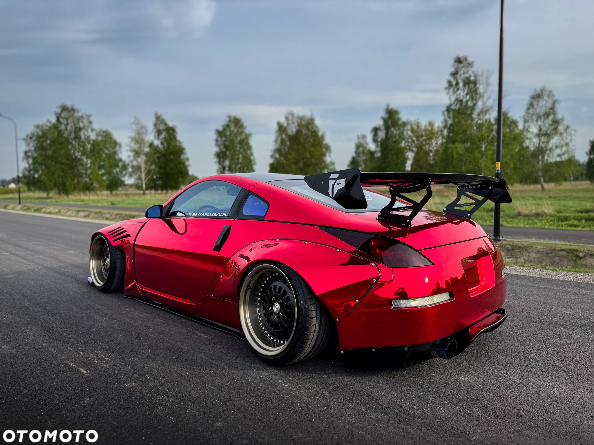 Nissan 350 Z - 2