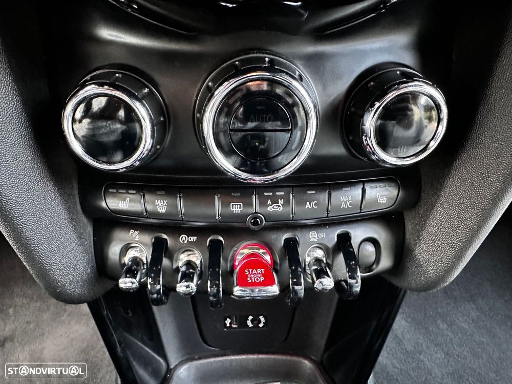 MINI 3 Portas John Cooper Works Auto Desportiva - 30