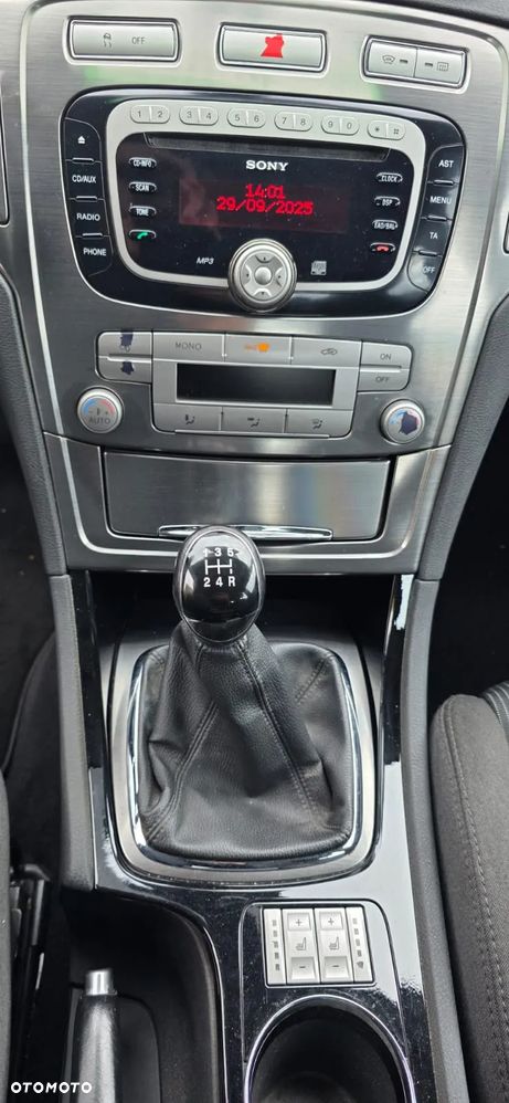 Ford Mondeo 2.0 FF Titanium - 20