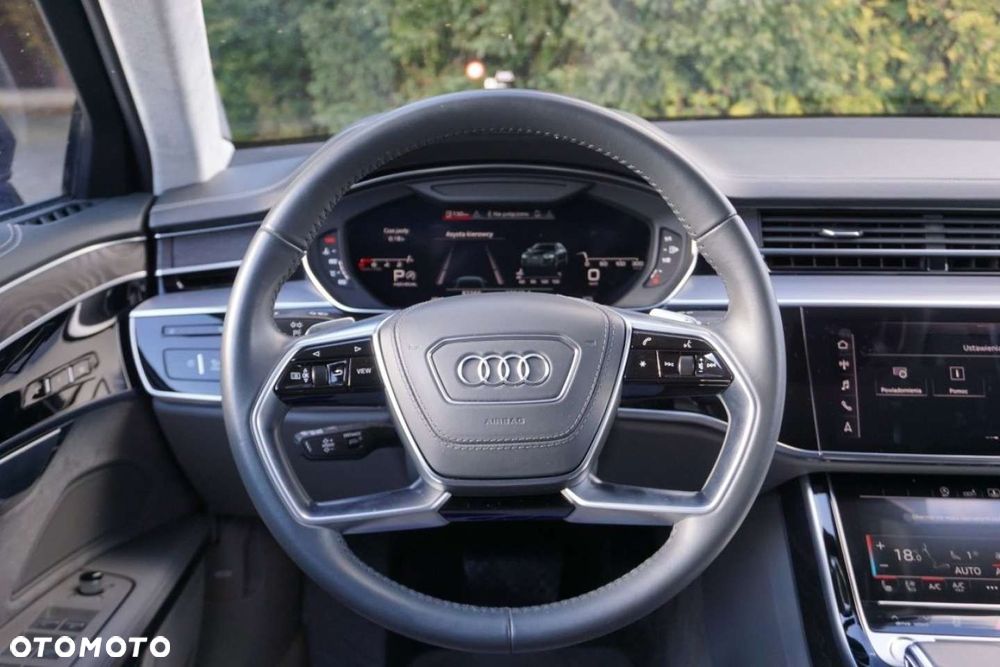 Audi A8 - 17
