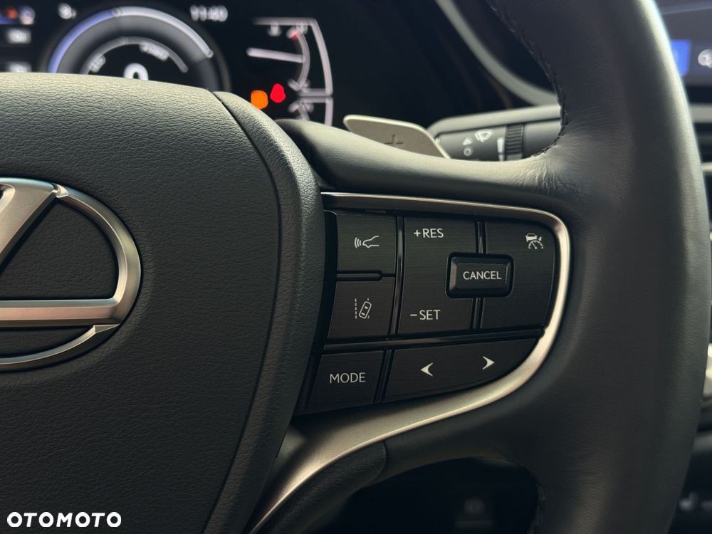 Lexus ES - 23